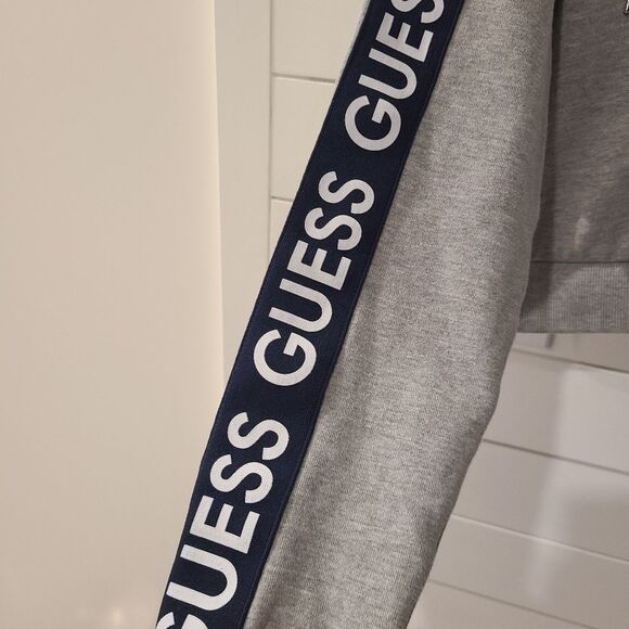 Guess Women's Gray Hoodie Sweatershirt Crop - Picture 4 of 6